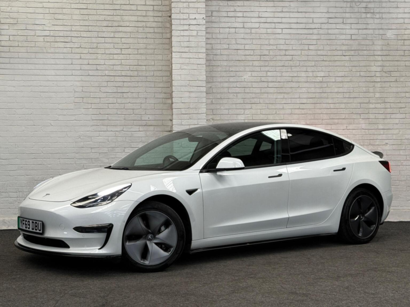 2019 Tesla Model 3 (dual Motor) Long Range Auto 4wde 4dr in White — image 1