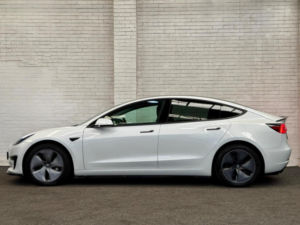 2019 Tesla Model 3 (dual Motor) Long Range Auto 4wde 4dr in White — image 2