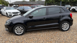 2017 Volkswagen Polo 1.2 Tsi Bluemotion Tech Match DSG Euro 6 (s/s) 5dr in Black — image 6