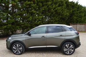 2020 Peugeot 3008 1.5 Bluehdi Gt Line Premium in Grey — image 5