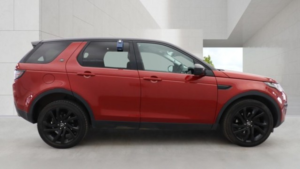2017 Land Rover Discovery Sport 2.0 Td4 Hse Black in Red — image 6