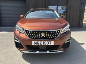 2018 Peugeot 3008 1.5 Bluehdi Allure in Bronze — image 2