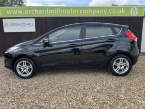 2013 Ford Fiesta 1.3 Zetec in Black — image 3