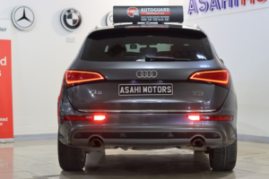 2016 Audi Q5 2.0 Tfsi Quattro Auto in Grey — image 2