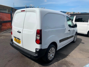 2016 Citroen Berlingo 1.6 Hdi 625 Enterprise L1 5dr in White — image 4
