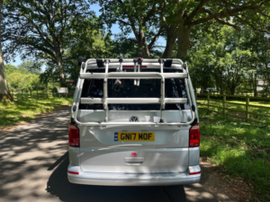2017 Volkswagen Transporter 2.0 Tdi T28 Bluemotion Tech Highline Panel Van 5dr Diesel Manual Fwd Swb Euro 6 (s/s) (102 Ps) in Silver — image 4