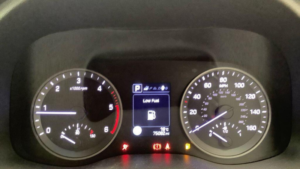 2016 Hyundai Tucson 2.0 Crdi Se Nav Auto 4WD Euro 6 5dr in Grey — image 3