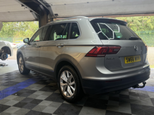 2016 Volkswagen Tiguan 2.0 Tdi Bluemotion Tech Se Navigation in Silver — image 4