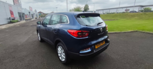 2019 Renault Kadjar 1.5 Blue Dci Play SUV 5dr Diesel Edc Euro 6 (s/s) (115 Ps) in Blue — image 3