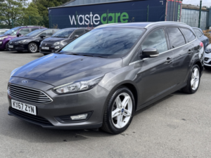 2017 Ford Focus 1.0 T Ecoboost Zetec Edition in Grey — image 6