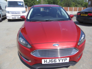 2016 Ford Focus 1.0t Ecoboost Titanium Euro 6 (s/s) 5dr in Red — image 2