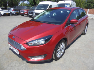 2016 Ford Focus 1.0t Ecoboost Titanium Euro 6 (s/s) 5dr in Red — image 3