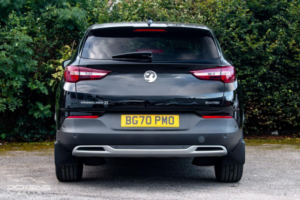 2020 Vauxhall Grandland X 1.2 Turbo Griffin Euro 6 (s/s) 5dr in Black — image 5
