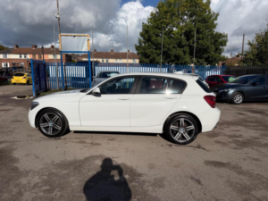2012 BMW 1 Series 2.0 116d Sport Euro 5 (s/s) 5dr in White — image 4