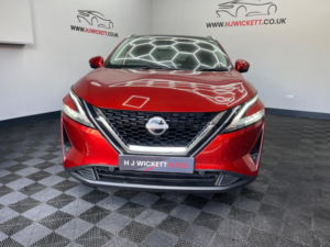 2024 Nissan Qashqai 1.3 Dig-T Mhev N-Connecta Xtron Euro 6 (s/s) 5dr in Red — image 2