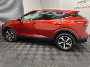 2024 Nissan Qashqai 1.3 Dig-T Mhev N-Connecta Xtron Euro 6 (s/s) 5dr in Red — image 4