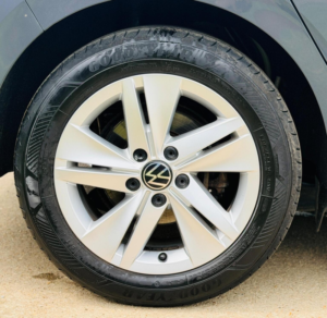 2020 Volkswagen Golf 1.5 Tsi Life Euro 6 (s/s) 5dr in Grey — image 3