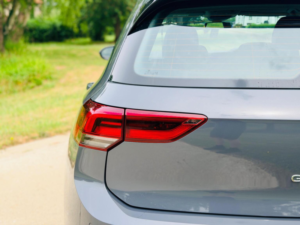 2020 Volkswagen Golf 1.5 Tsi Life Euro 6 (s/s) 5dr in Grey — image 5