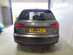 2018 Audi Q5 2.0 Tdi S Line S Tronic Quattro Euro 6 (s/s) 5dr in Grey — image 5