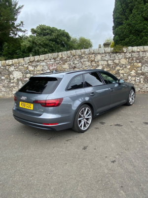 2018 Audi A4 Avant 1.4 Tfsi Black Edition in Grey — image 4
