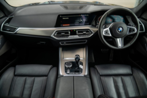 2019 BMW X5 3.0 30d M Sport SUV 5dr Diesel Auto Xdrive Euro 6 (s/s) (265 Ps) in Black — image 2