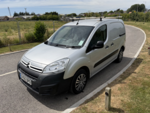 2015 Citroen Berlingo 1.6 Hdi 850 Enterprise in Silver — image 3