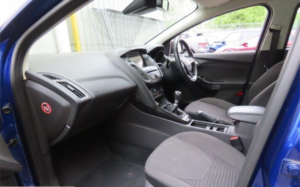 2016 Ford Focus 1.0t Ecoboost Titanium Euro 6 (s/s) 5dr in Blue — image 2