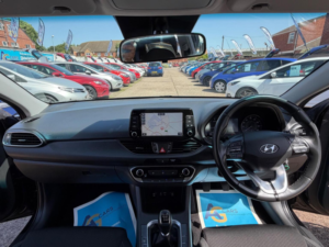 2020 Hyundai I30 1.0 T-Gdi Se Nav Euro 6 (s/s) 5dr in Black — image 2