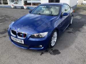 2009 BMW 3 Series 2.0 320i M Sport Convertible in Blue — image 5