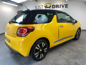 2016 Ds Automobiles Ds 3 1.2 Puretech Chic Hatchback 3dr Petrol Manual Euro 6 (82 Ps) in Yellow — image 5
