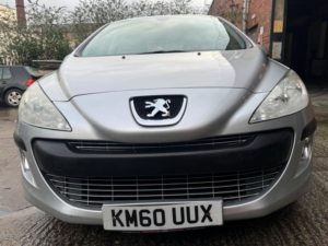 2010 Peugeot 308 1.6 Vti S 5dr in Silver — image 6