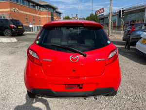 2013 Mazda Mazda2 1.3 Petrol Automatic Smart Edition 2 5dr in Red — image 5