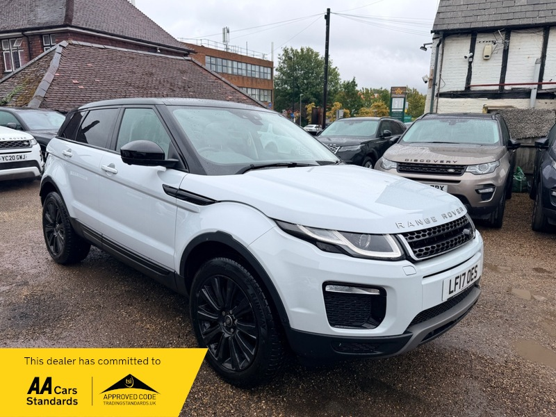 2017 Land Rover Range Rover Evoque Td4 Se Tech in White — image 1