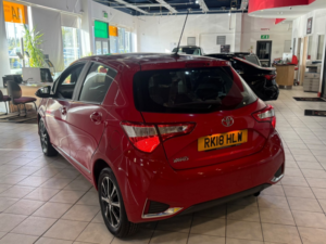 2018 Toyota Yaris 1.5 Vvt-I Icon Tech in Red — image 6