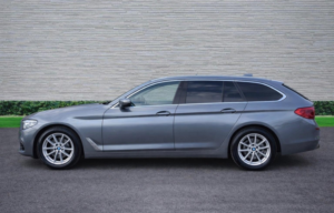 2017 BMW 5 Series 2.0 520d Se Touring Auto Euro 6 (s/s) 5dr in Blue — image 5