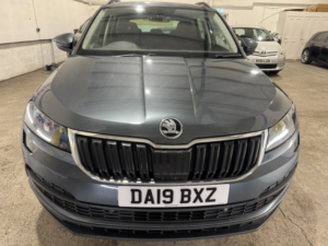 2019 Skoda Karoq 1.6 Tdi Se Technology in Grey — image 3