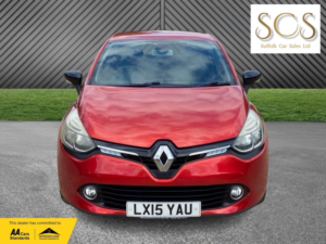 2015 Renault Clio 0.9 Dynamique Medianav Tce 90 Stop & Start in Red — image 2