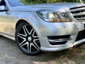 2012 Mercedes-Benz C Class 3.0 C350 Cdi V6*amg Sportplus*1owner 11yrs-Fsh-Xenon-Nav*stunning Example* in Silver — image 2