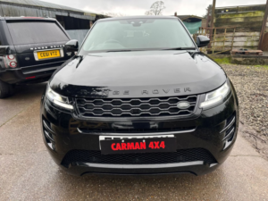 2019 Land Rover Range Rover Evoque 2.0 D150 R-Dynamic S in Black — image 6
