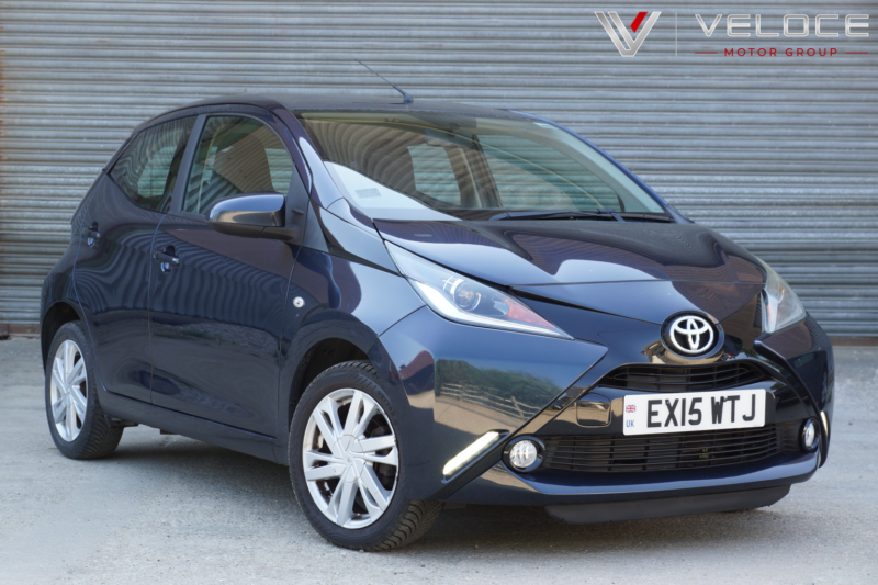2015 Toyota Aygo 1.0 Vvt-I X-Pression in Blue — image 1