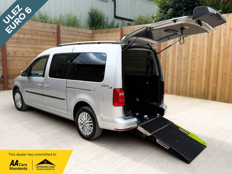 2021 Volkswagen Caddy Maxi Life 5 SEAT Auto Wheelchair Accessible Disabled Access Vehicle Wav in Silver — image 1