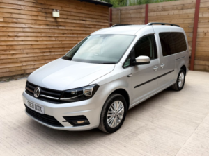 2021 Volkswagen Caddy Maxi Life 5 SEAT Auto Wheelchair Accessible Disabled Access Vehicle Wav in Silver — image 5