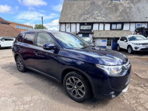 2015 Mitsubishi Outlander Di-D Gx 3 in Blue — image 5