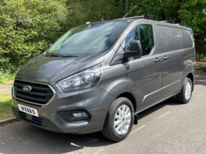 2022 Ford Transit Custom 2.0 Transit Custom Limited Van 300 L1 2.0l Ecoblue 130ps Fwd 6 Speed Manual in Grey — image 3