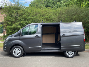 2022 Ford Transit Custom 2.0 Transit Custom Limited Van 300 L1 2.0l Ecoblue 130ps Fwd 6 Speed Manual in Grey — image 5