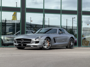 2013 Mercedes-Benz Sls 6.2 63 V8 Amg Gt in Grey — image 6