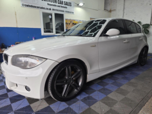 2009 BMW 1 Series 2.0 116d M Sport Euro 4 5dr in White — image 2