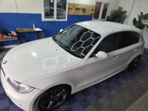 2009 BMW 1 Series 2.0 116d M Sport Euro 4 5dr in White — image 3