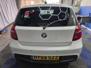 2009 BMW 1 Series 2.0 116d M Sport Euro 4 5dr in White — image 5