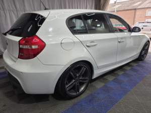 2009 BMW 1 Series 2.0 116d M Sport Euro 4 5dr in White — image 6